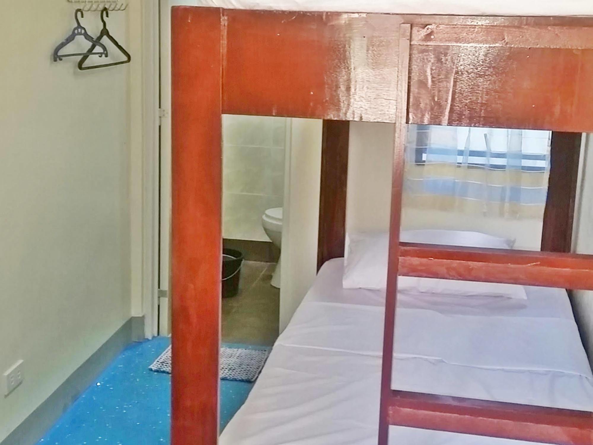 Ezy Stay Puerto Princesa Tiniguiban Exterior foto