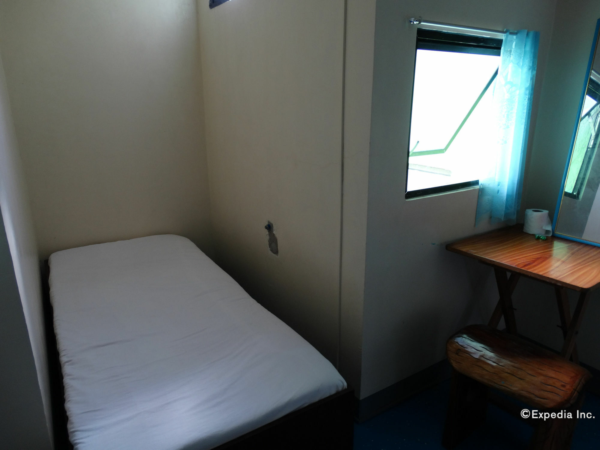 Ezy Stay Puerto Princesa Tiniguiban Exterior foto